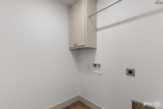 403 E LAFAYETTE AVENUE, Iowa Park, TX 76367