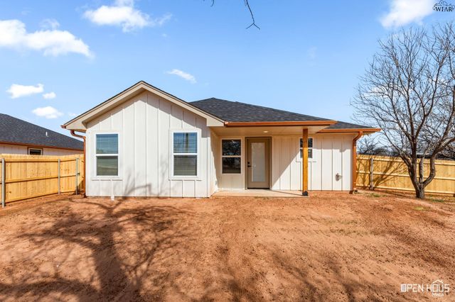 403 E LAFAYETTE AVENUE, Iowa Park, TX 76367