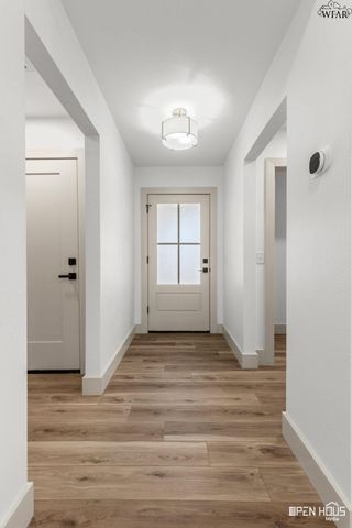 403 E LAFAYETTE AVENUE, Iowa Park, TX 76367