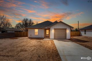 403 E LAFAYETTE AVENUE, Iowa Park, TX 76367