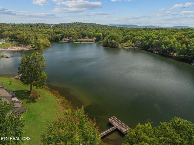 10 Lakeshore Terrace 62, Fairfield Glade, TN 38558