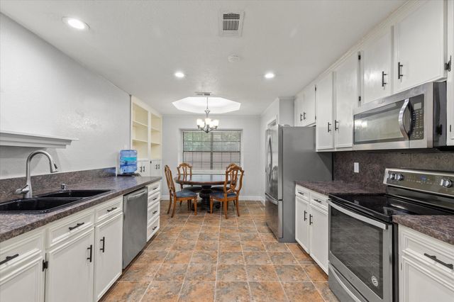 3613 SCOTT, Rowlett, TX 75088