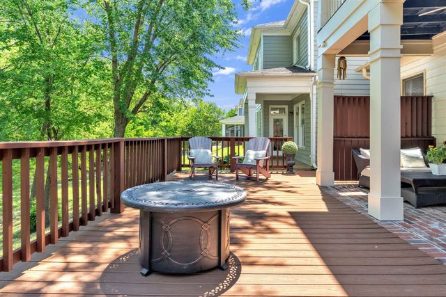 1016 RIVER LANDING DR, Memphis, TN 38103