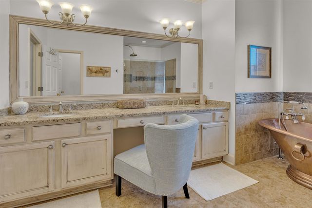1016 RIVER LANDING DR, Memphis, TN 38103