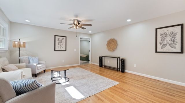 402 Edgewood Dr, Tullahoma, TN 37388