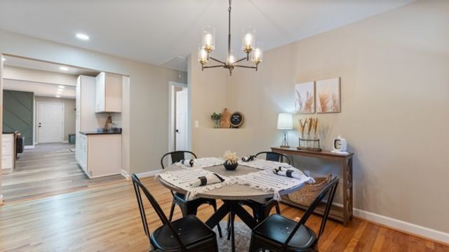 402 Edgewood Dr, Tullahoma, TN 37388