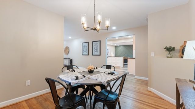 402 Edgewood Dr, Tullahoma, TN 37388