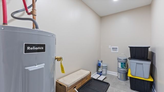 402 Edgewood Dr, Tullahoma, TN 37388