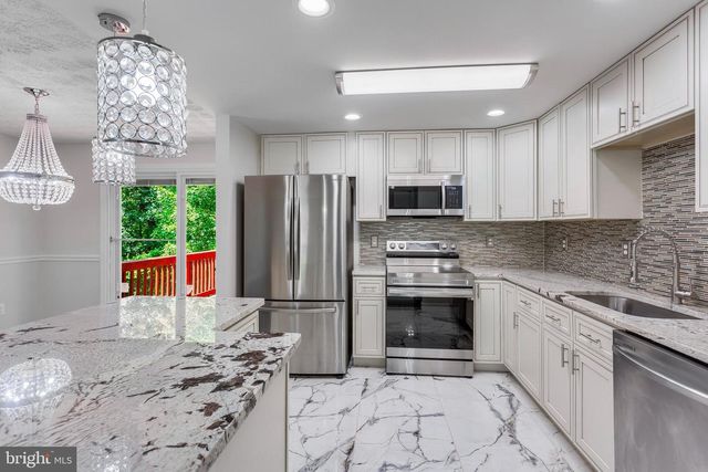6000 CLINTON WAY, Clinton, MD 20735