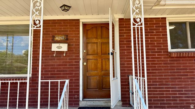 4260 S NORMANDIE LN, Millcreek, UT 84107