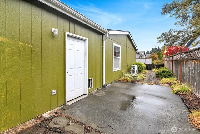 5326 Bald Eagle Lane SW, Olympia, WA 98512