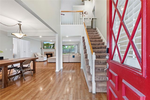 8931 Crazy Horse Trail, Houston, TX 77064