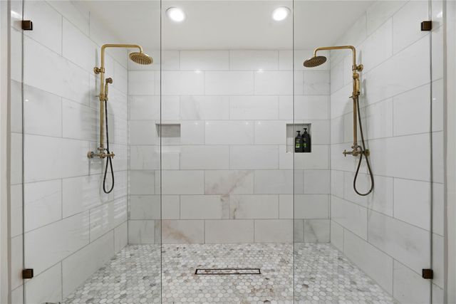 8931 Crazy Horse Trail, Houston, TX 77064