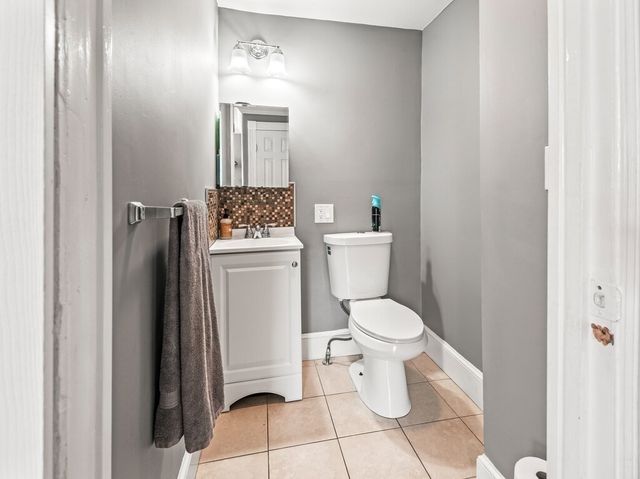 82 Main Street, Blackstone, MA 01504