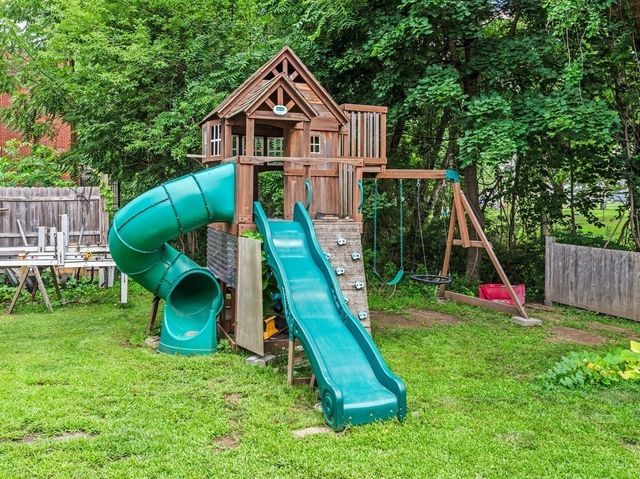 82 Main Street, Blackstone, MA 01504
