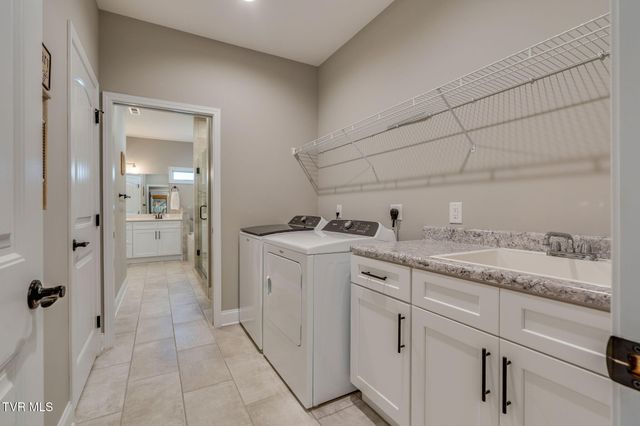 1175 Cabot Cove, Jonesborough, TN 37659