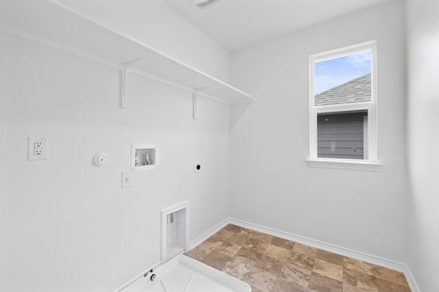 1917 Stringer PASS, Leander, TX 78641