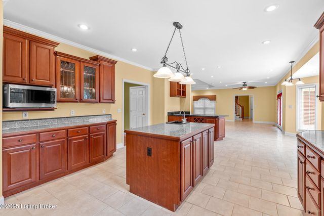 2110 Graefenburg Rd, Lawrenceburg, KY 40342