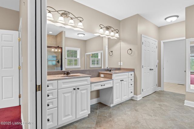 2110 Graefenburg Rd, Lawrenceburg, KY 40342