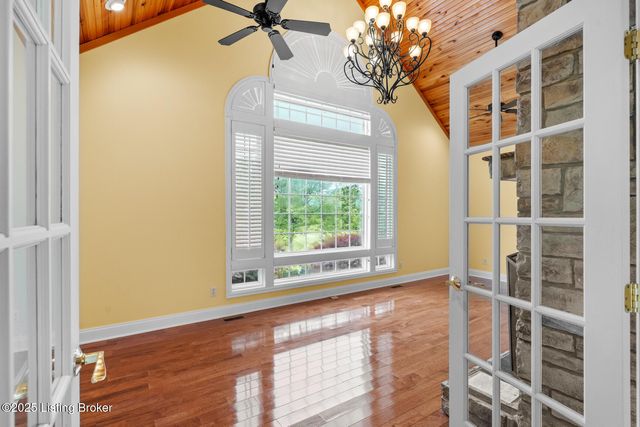 2110 Graefenburg Rd, Lawrenceburg, KY 40342