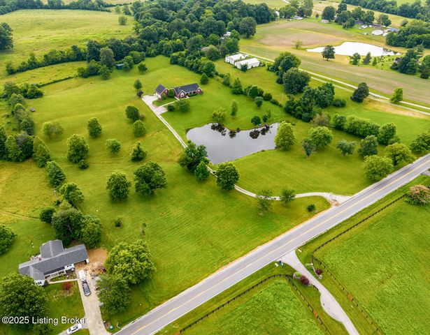 2110 Graefenburg Rd, Lawrenceburg, KY 40342