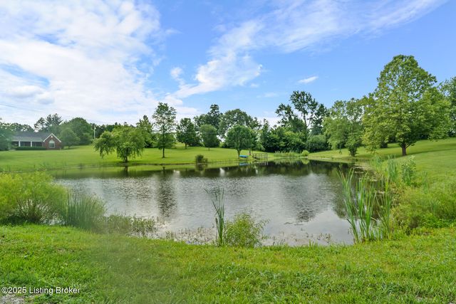 2110 Graefenburg Rd, Lawrenceburg, KY 40342