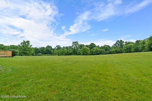 2110 Graefenburg Rd, Lawrenceburg, KY 40342