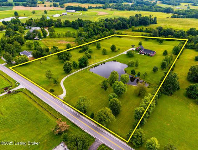 2110 Graefenburg Rd, Lawrenceburg, KY 40342