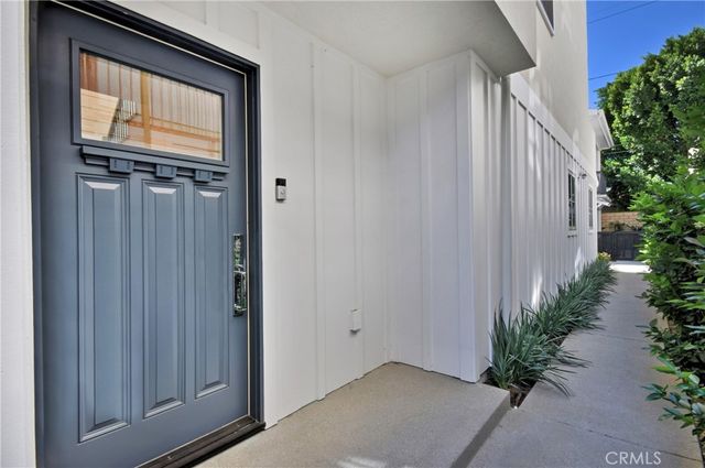 4641 Cahuenga Boulevard, Toluca Lake, CA 91602