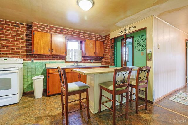 7037 Goshen Road, Goshen Twp, OH 45122