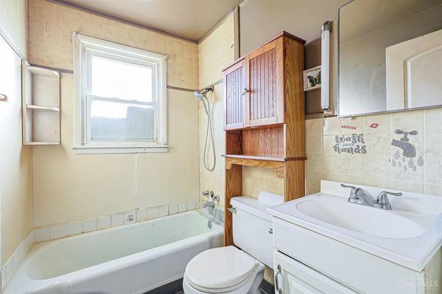 7037 Goshen Road, Goshen Twp, OH 45122