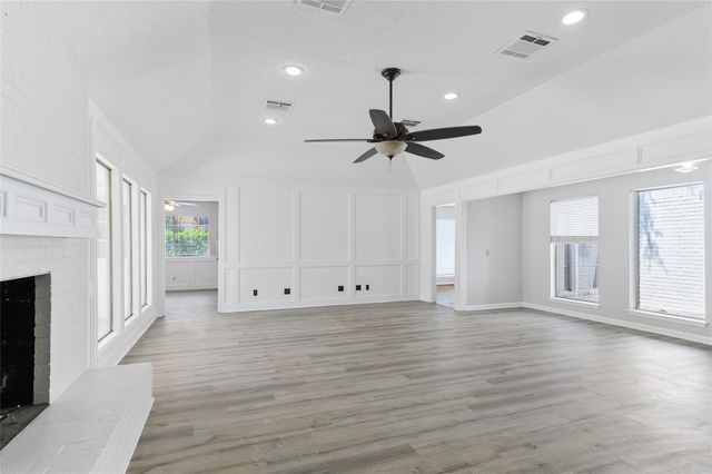 1022 Arrow Hill Road, Houston, TX 77077