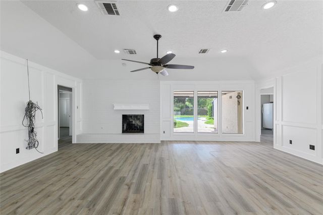 1022 Arrow Hill Road, Houston, TX 77077
