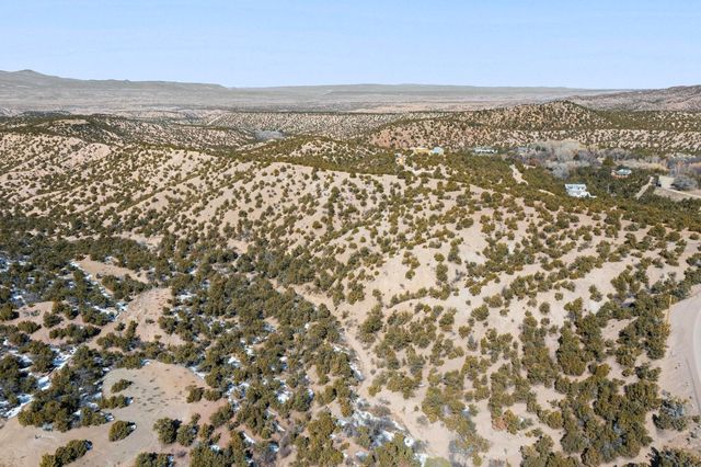 487 NM-592 Lot 1, Santa Fe, NM 87506