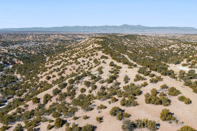487 NM-592 Lot 1, Santa Fe, NM 87506