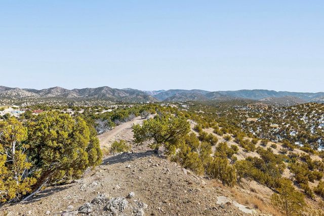 487 NM-592 Lot 1, Santa Fe, NM 87506