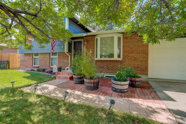 9430 W 104th Place, Broomfield, CO 80021