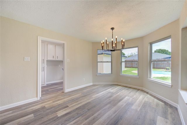 8206 Tiger Lane, Houston, TX 77040