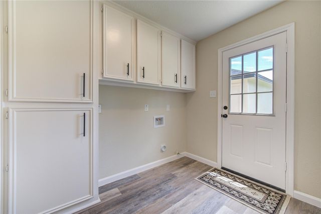 8206 Tiger Lane, Houston, TX 77040