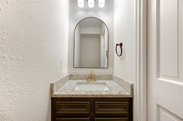 8206 Tiger Lane, Houston, TX 77040