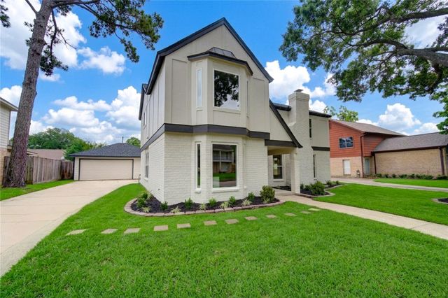 8206 Tiger Lane, Houston, TX 77040