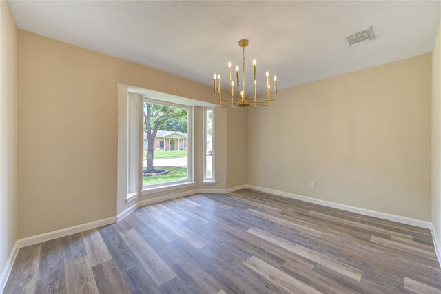 8206 Tiger Lane, Houston, TX 77040