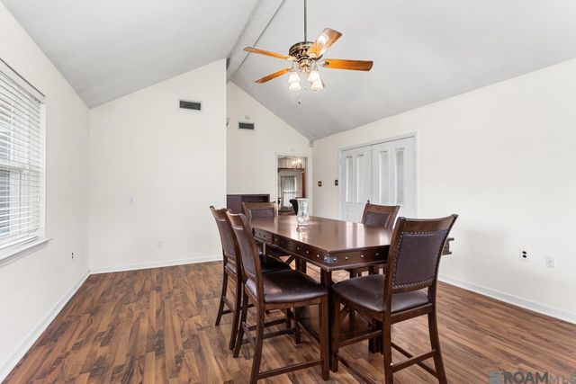 347 E Plains Port Hudson Rd, Zachary, LA 70791