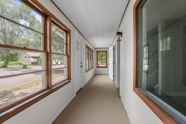 614 Jackson Street, Anoka, MN 55303