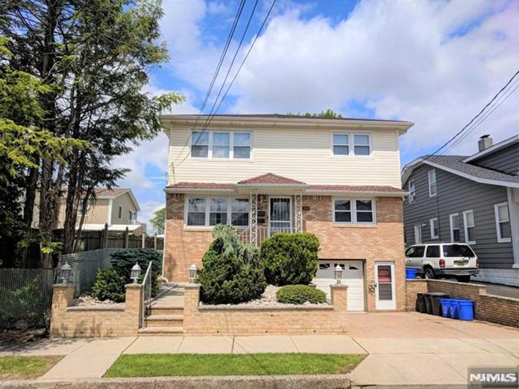 449 Alder Street 1, Lyndhurst, NJ 07071