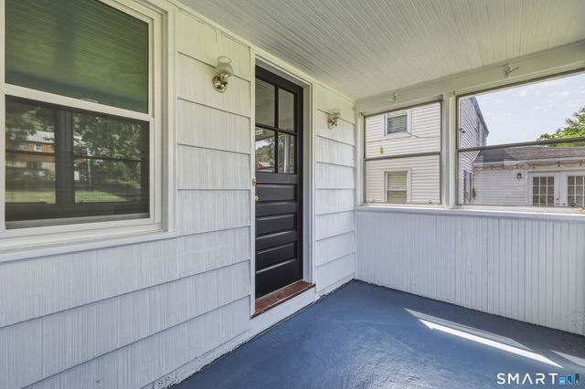 98 Mountain Street, Hartford, CT 06106