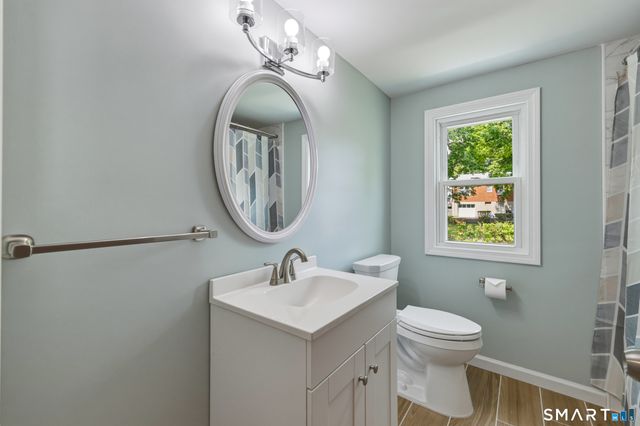98 Mountain Street, Hartford, CT 06106