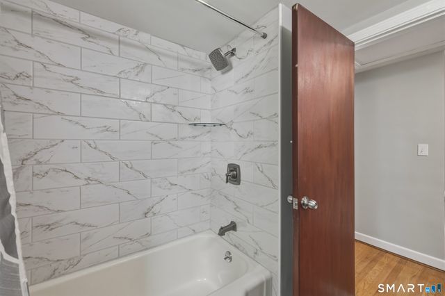 98 Mountain Street, Hartford, CT 06106