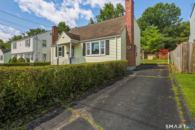 98 Mountain Street, Hartford, CT 06106