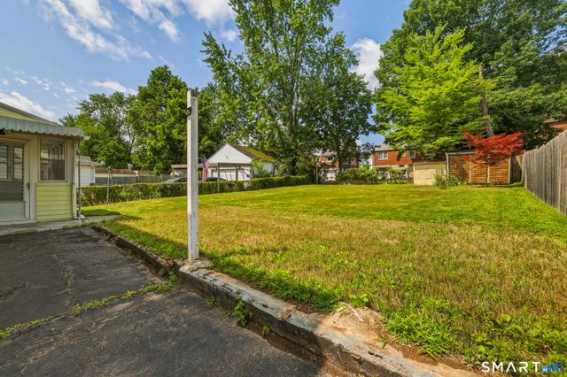 98 Mountain Street, Hartford, CT 06106